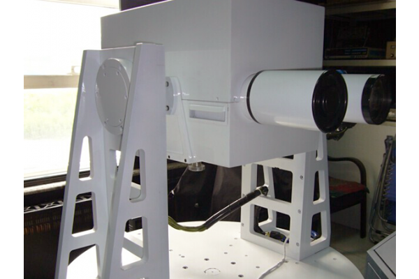 衡工-天空背景辐射测量系统